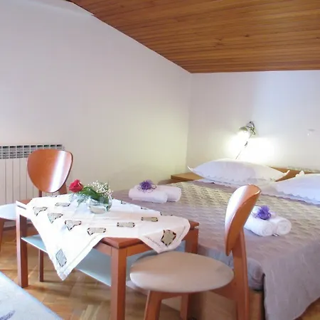 Ivanac Apartment Makarska